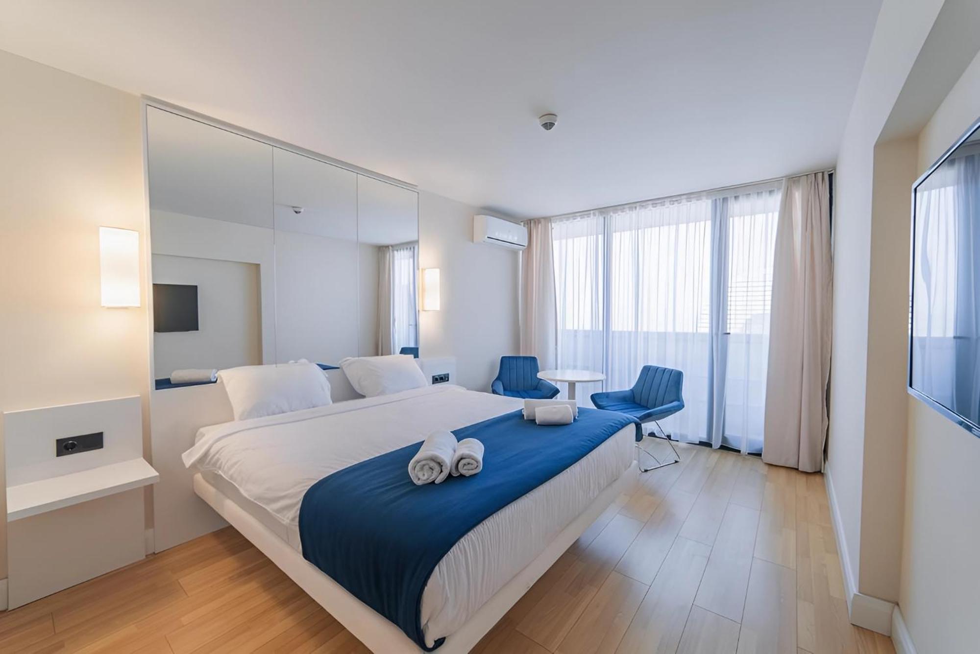 Orbi Batumi City Beach View Hotel Екстериор снимка